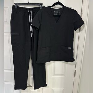 Figs Technical Collection Black Scrub Set